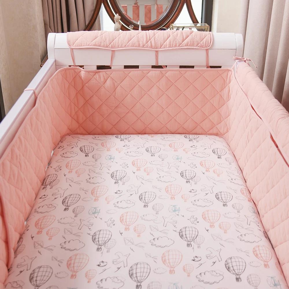 Pare-chocs dans le berceau crêpe Plaid une pièce berceau coussin bébé lit barre Protection Beige cot