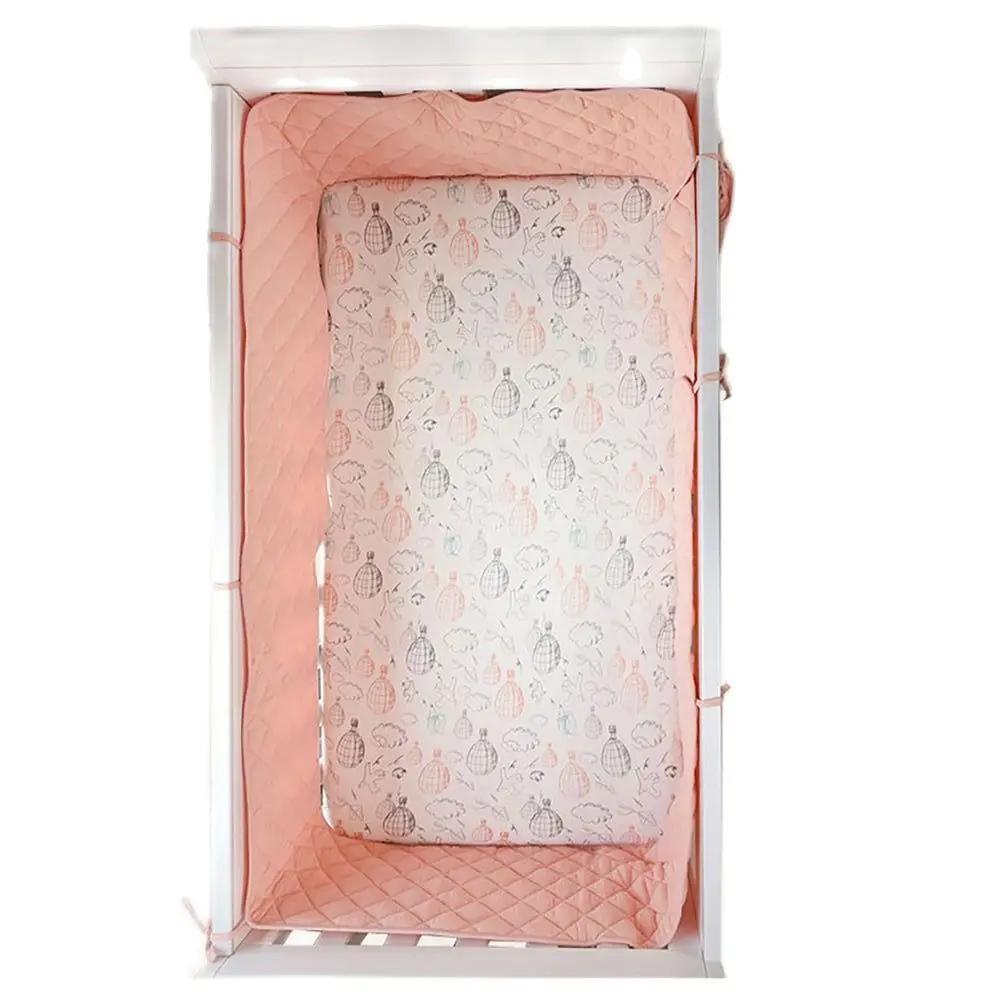 Pare-chocs dans le berceau crêpe Plaid une pièce berceau coussin bébé lit barre Protection Beige cot