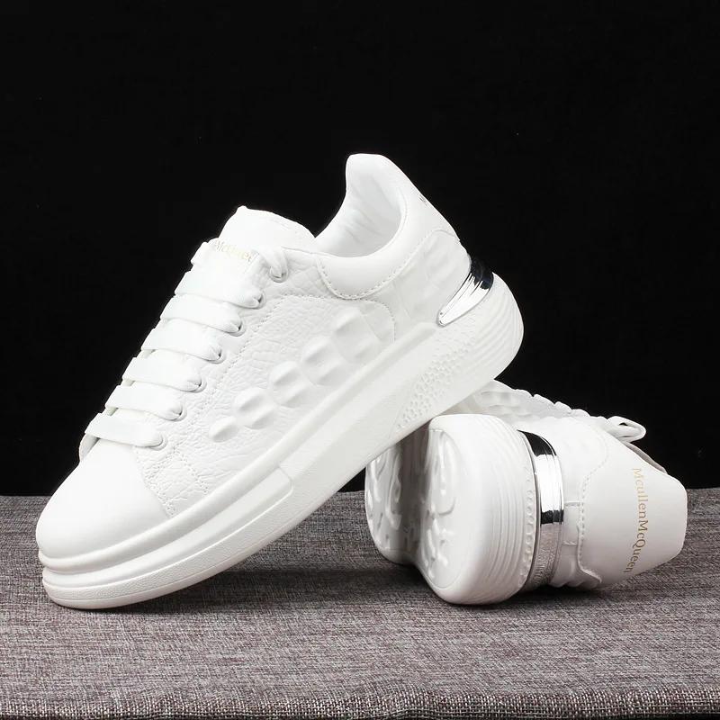 Baskets respirantes rehaussantes pour hommes et femmes, chaussures de skateboard, chaussures de tenn