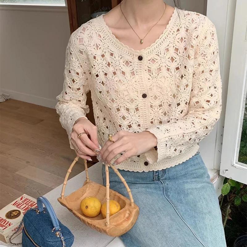 Haut en Crochet à manches longues pour femmes, veste Cardigan en tricot ajouré à boutons transparent