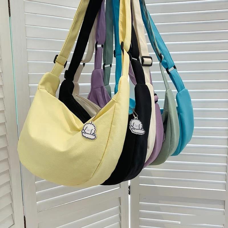 Nouveau femmes sac à bandoulière mode polyvalent Simple sac à bandoulière femme gaufre boulette sac 