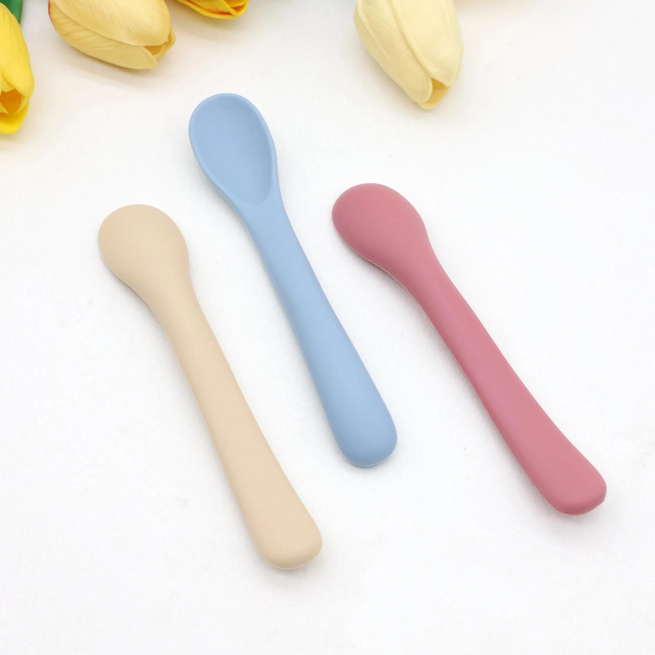 Cuillère souple en Silicone pour bébé, Gadgets d'alimentation, articles pour bébé, petite cuillère,