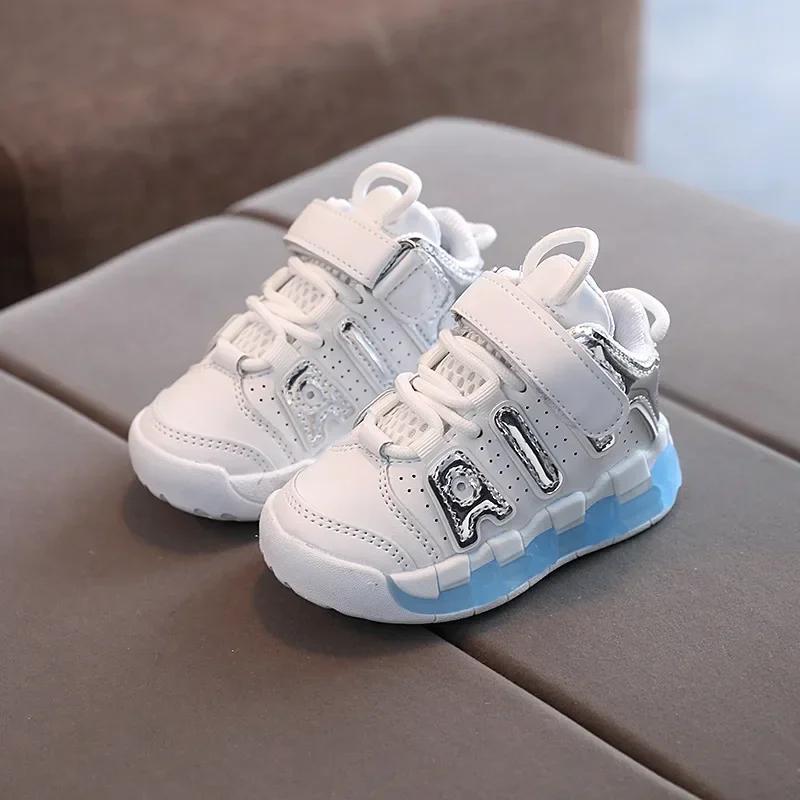 Chaussures de sport coordonnantes respirantes pour enfants, motif de lettres colorées, boucle à croc