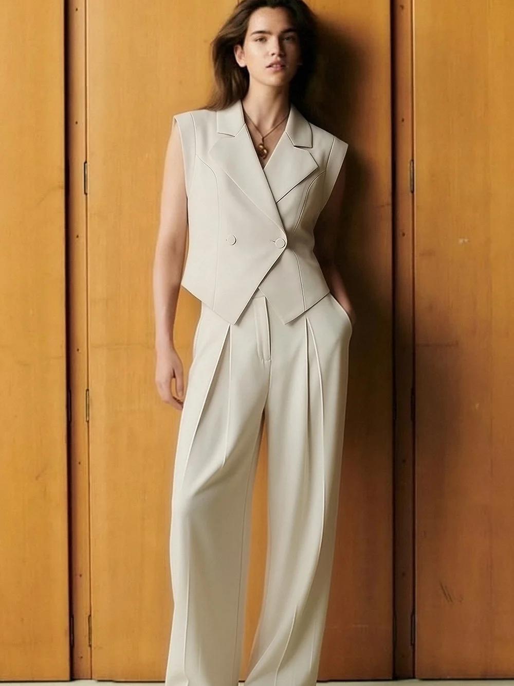 Ensemble tailleur chic 2 pièces pour femme : Gilet ajusté à col rabattu et pantalon long large à tai