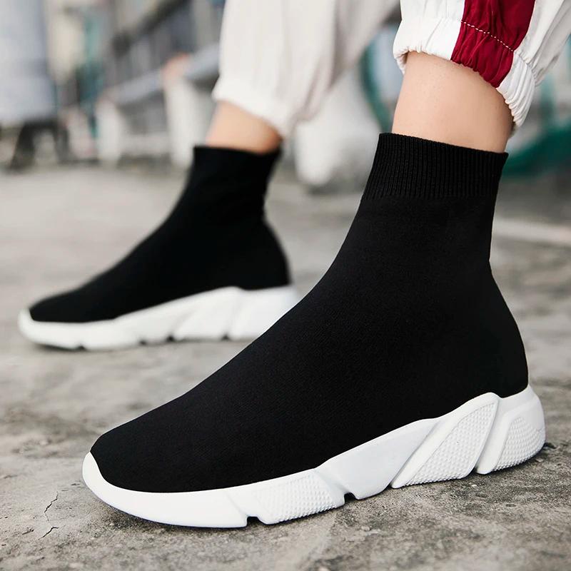 Chaussettes noires classiques sans lacet - Confort optimal pour course et baskets décontractées