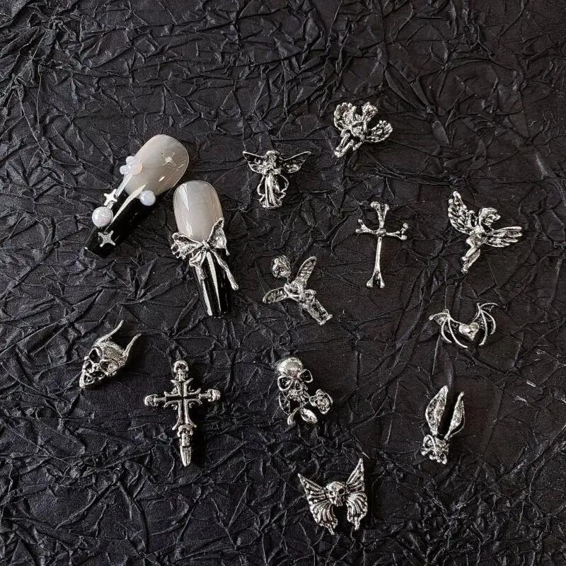 Breloques gothiques pour Nail Art, Style Punk, alliage d'argent Antique, accessoires de croix cathol