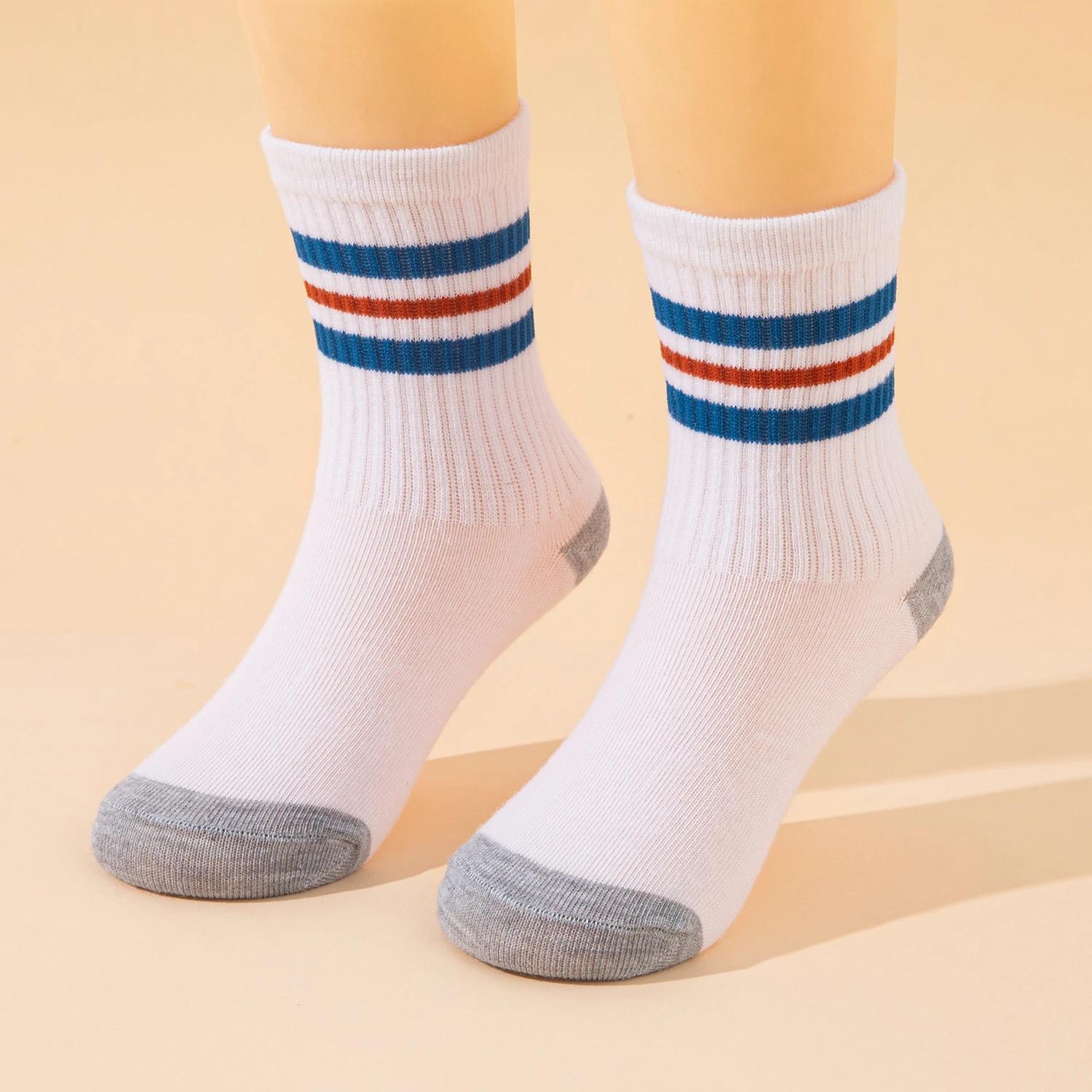 10 paires de chaussettes mi-mollet de sport pour enfants, design classique rayé et coloré, adaptées 