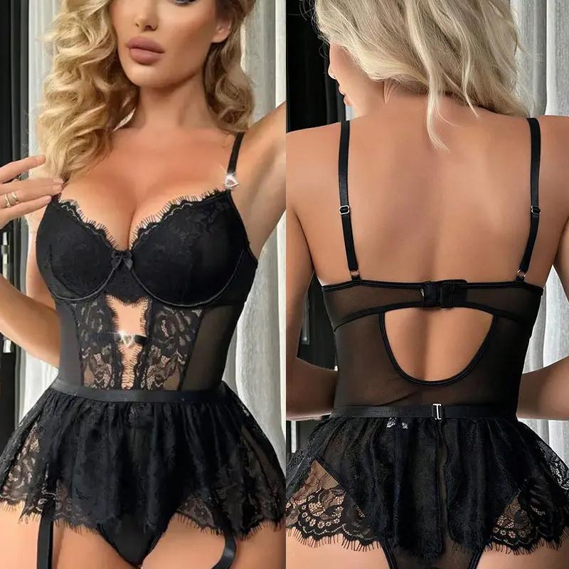 Combinaison Sexy à bretelles en dentelle, col en v, slim, transparent, pyjama pour femmes, Lingerie 