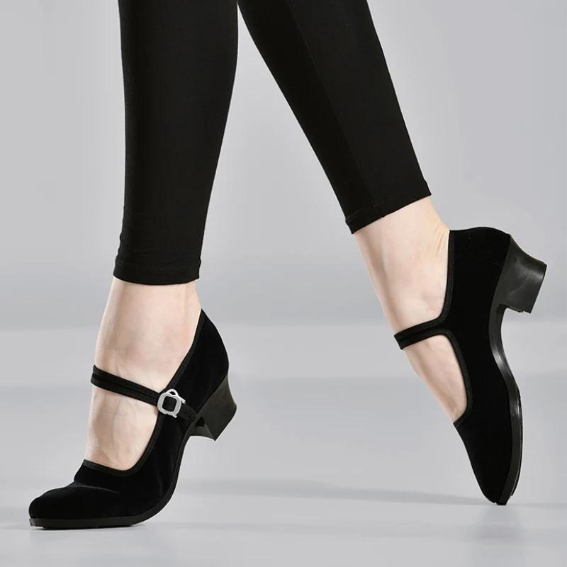 Chaussures de danse ethnique en tissu noir pour adolescentes - Confort et style pour jeunes danseuses