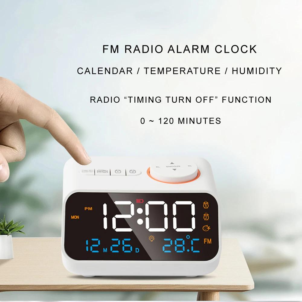 Alarme LED rechargeable avec fonction radio.Deux horloges d'alarme peuvent être réglées.Il affiche l