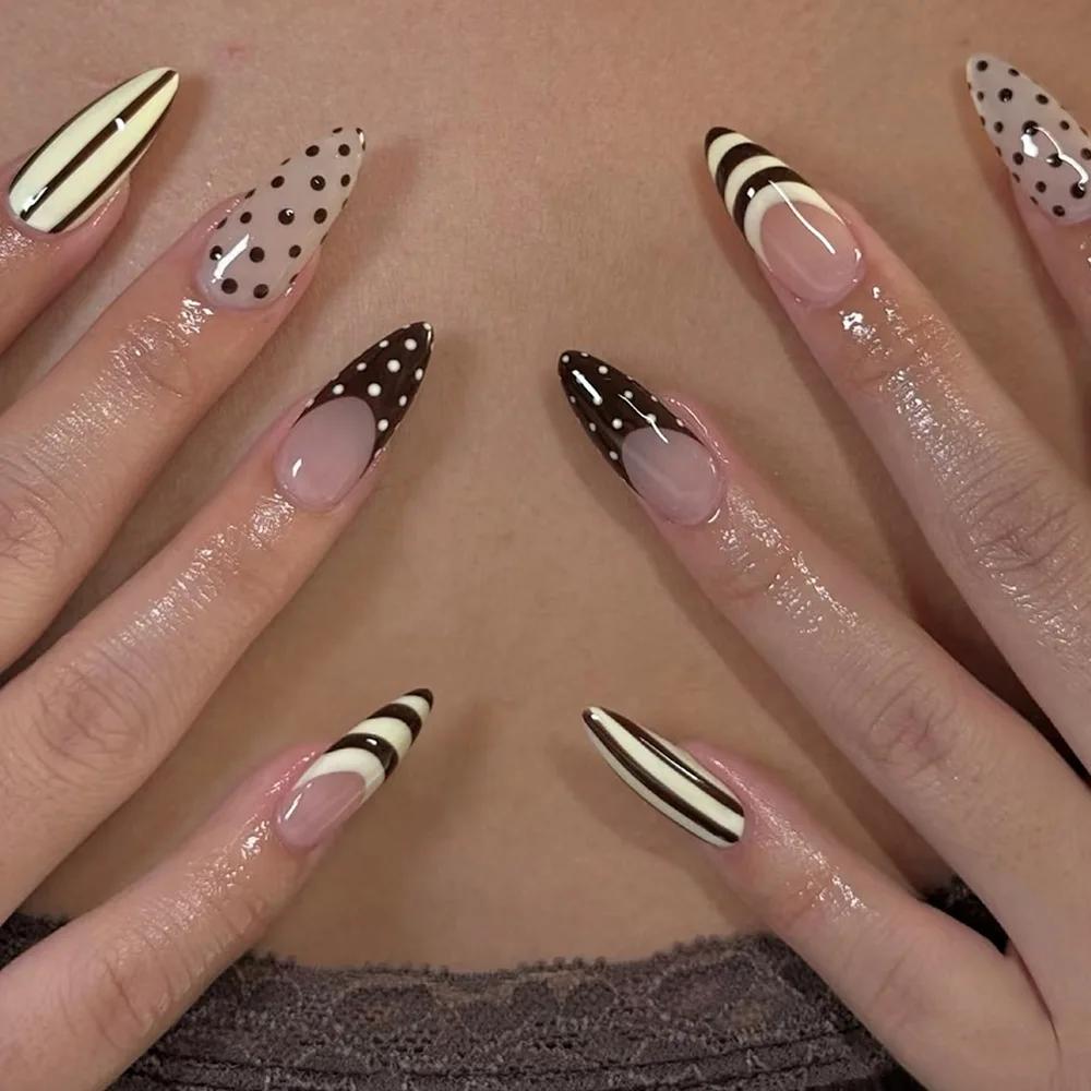 Faux ongles épicés en amande pour filles, 24 pièces, à pression française, à pois/rayons imprimés, b