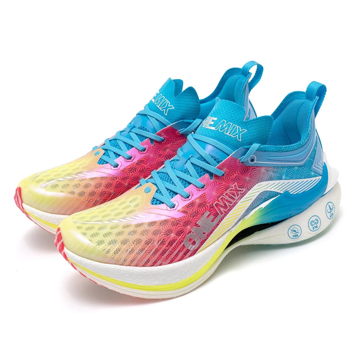 Chaussures de trail ONEMIX Racing : coussin respirant, plaque carbone pour marathon et entraînement