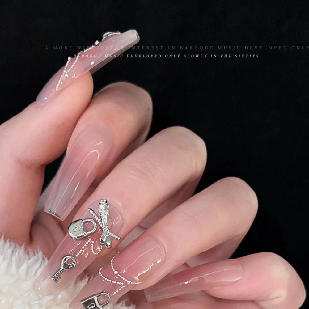 Mélange de Clé de Verrouillage pour Décoration d'Ongles, Breloque Or et Argent 3D, Cœur Doux Exquis 