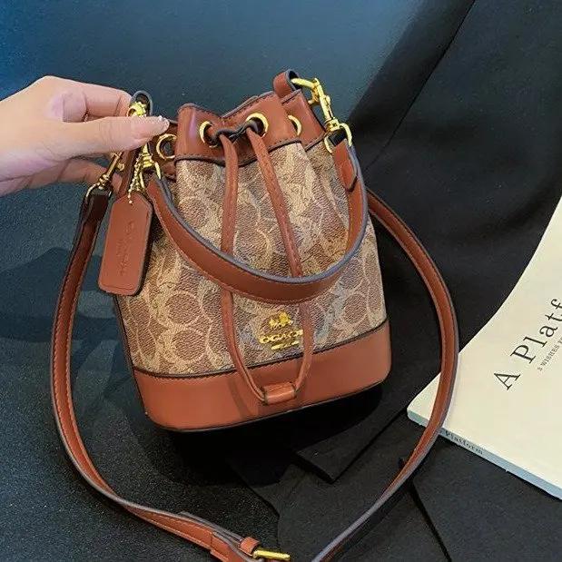 Sac à langer de luxe tendance pour femme, sac fourre-tout en cuir élégant de grande capacité, sac à 