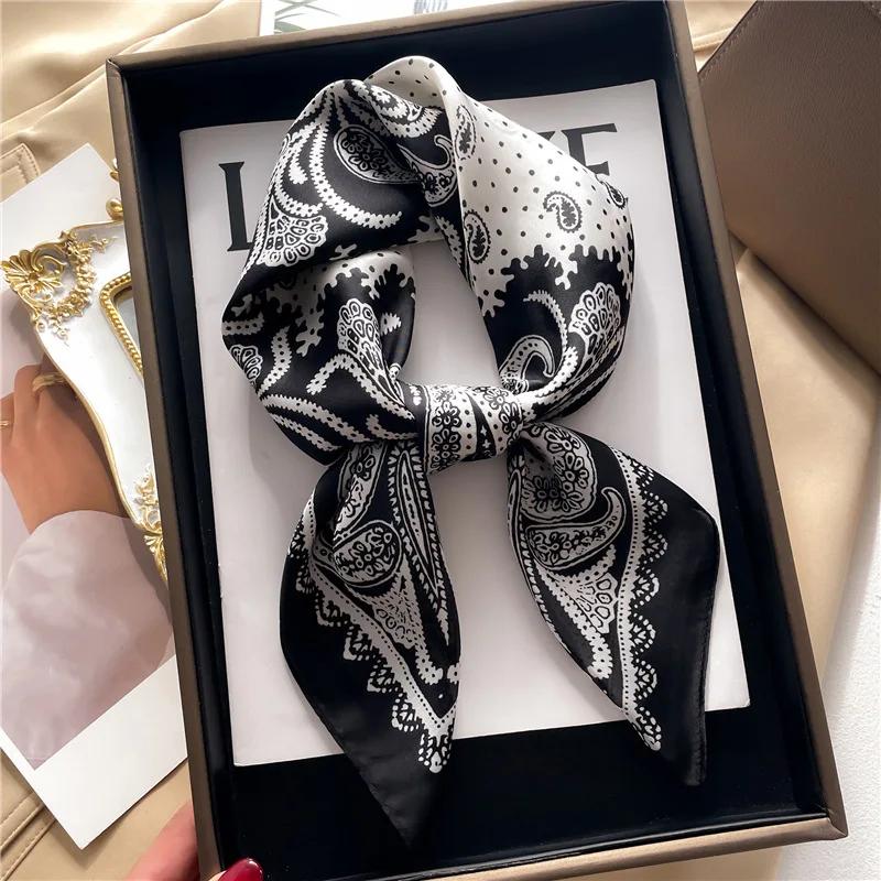 Foulard carré imprimé Paisley pour femmes, en Satin doux, semblable à de la soie, fin, Style Mature,