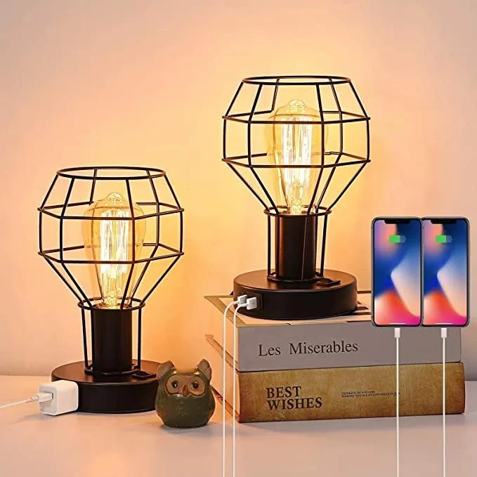 Petite lampe de table industrielle avec port de charge USB, lampe de bureau vintage avec prise pour 
