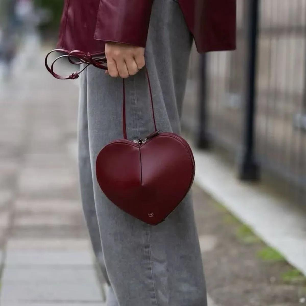 Sac à main haut de gamme 2026, sac en forme de cœur pêche tendance, design de niche, sac élégant, sa