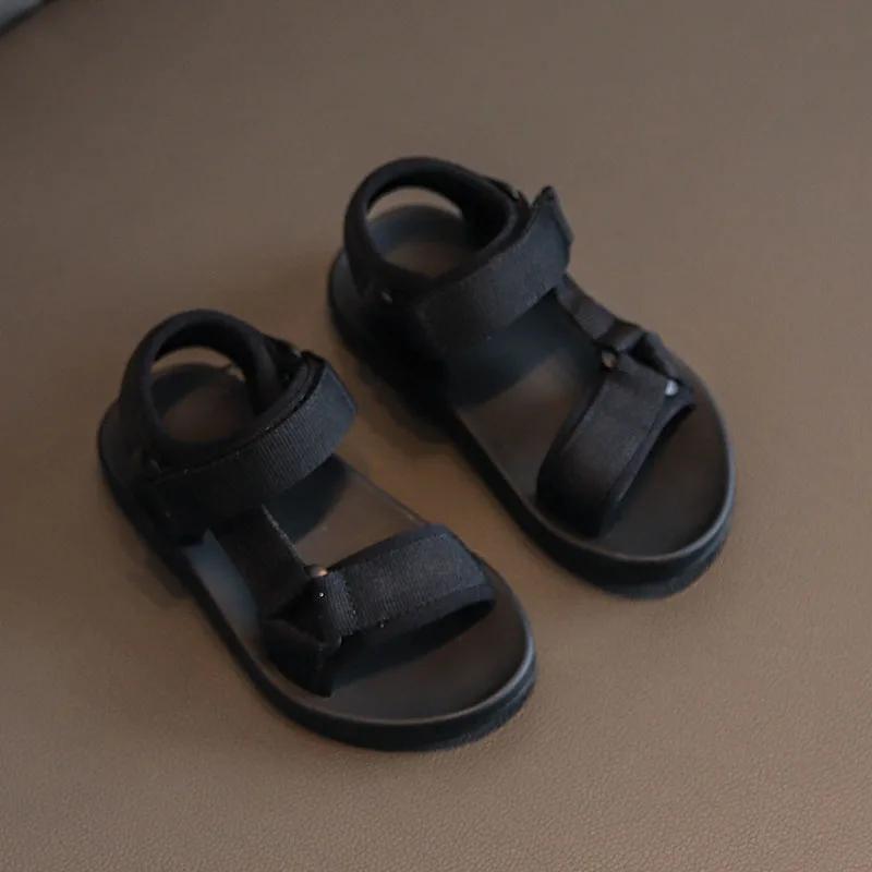Sandales d'été respirantes pour enfants, chaussures de plage plates antidérapantes pour tout-petits 