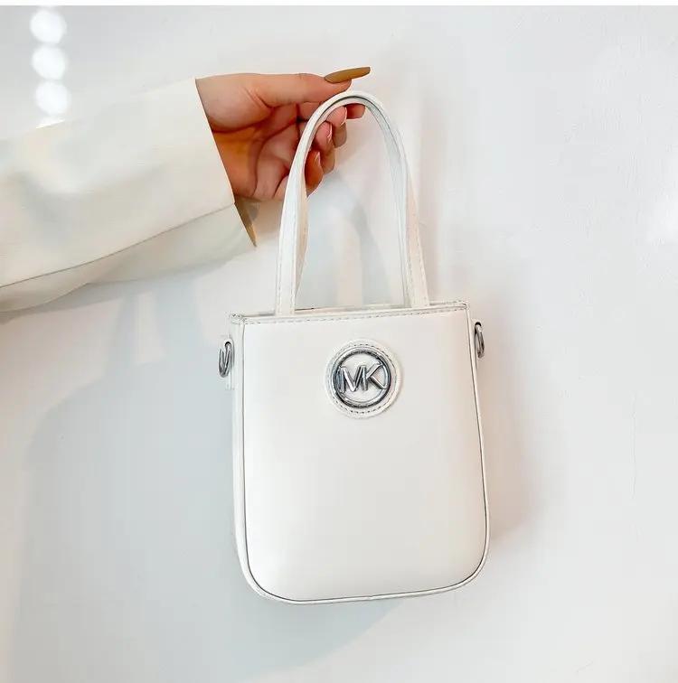 Sac à main de luxe monogrammé pour femme, nouvelle collection 2026, bandoulière color block, élégant
