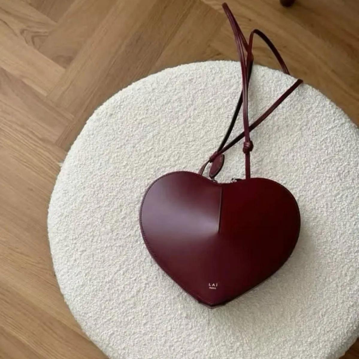 Sac à main haut de gamme 2026, sac en forme de cœur pêche tendance, design de niche, sac élégant, sa