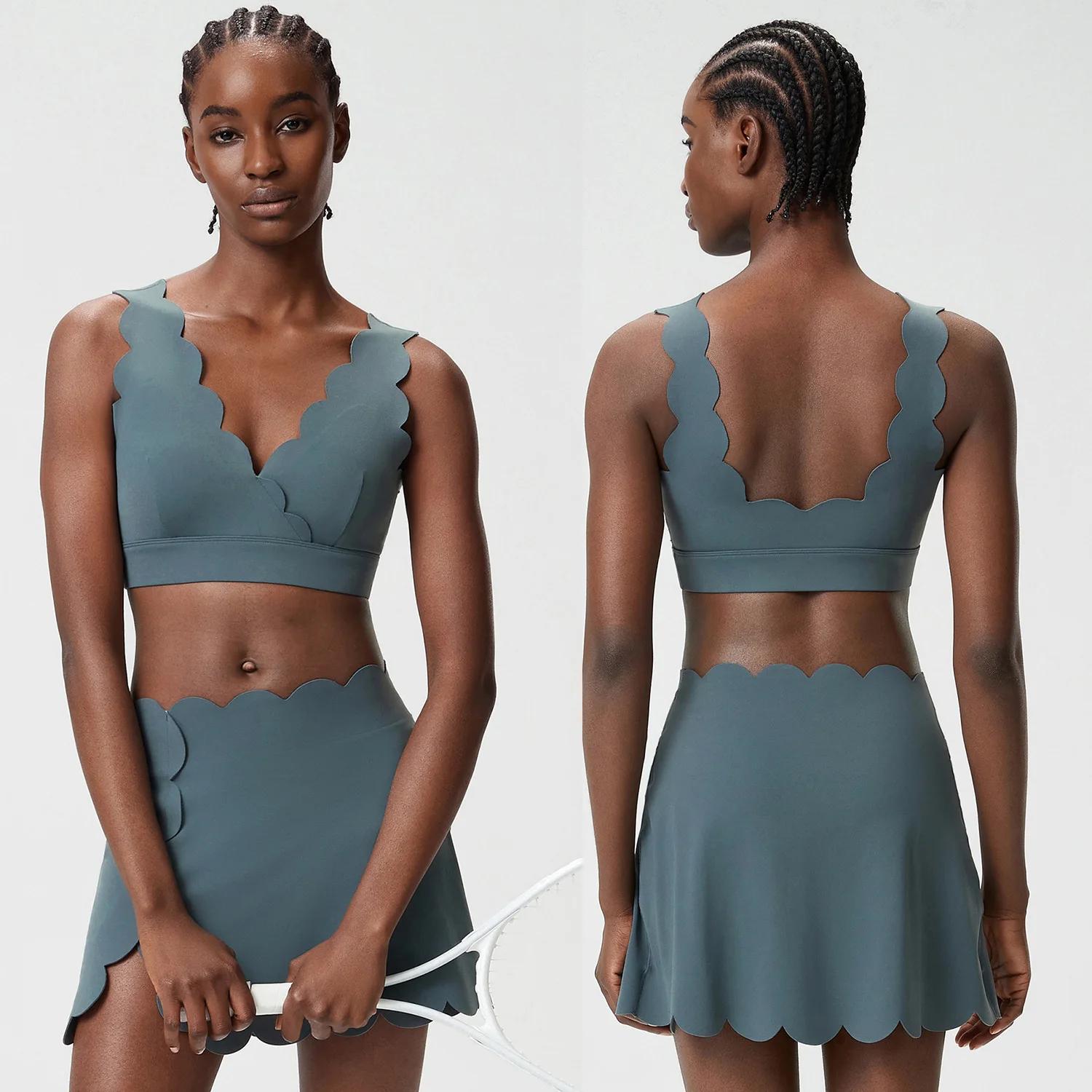 Ensemble de yoga 2 pièces pour femme, tenue de sport, haut de yoga à col en V et jupe courte taille