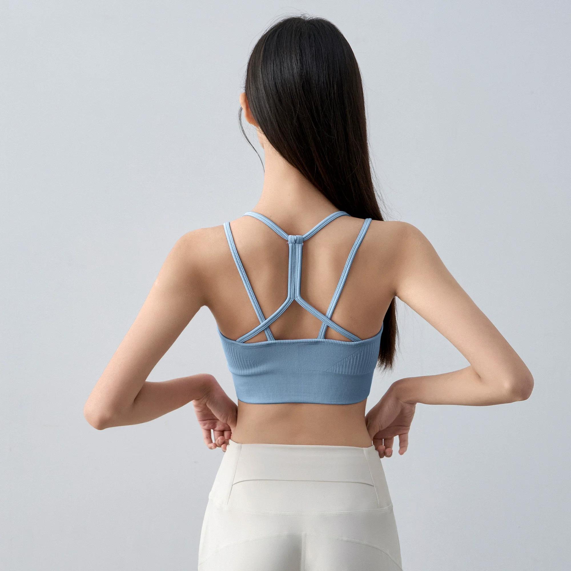 Débardeur de sport sans couture extensible pour femme avec bretelles spaghetti et dos nu - avec cous