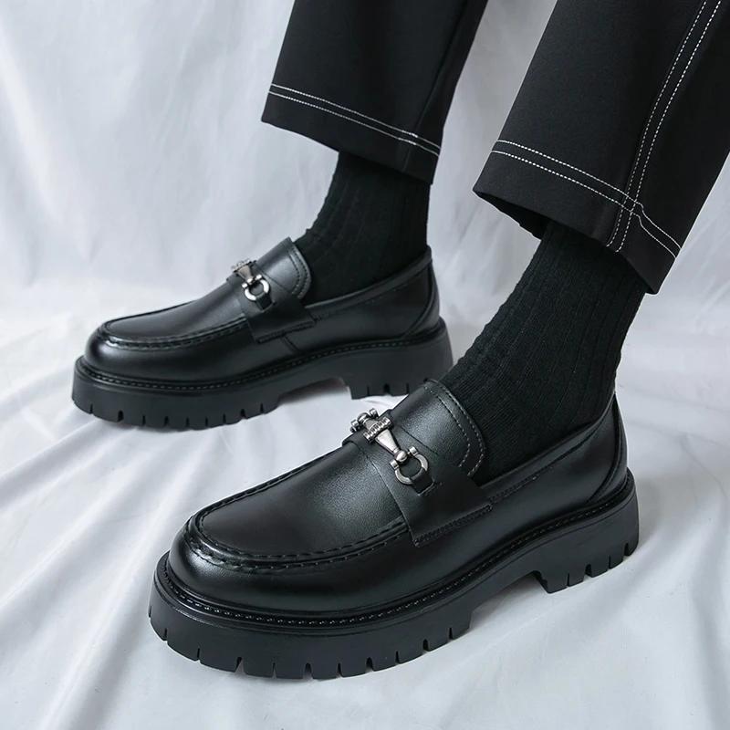 Marque en cuir sans lacet chaussures épaisses mocassins originaux décontractés hommes mode affaires 