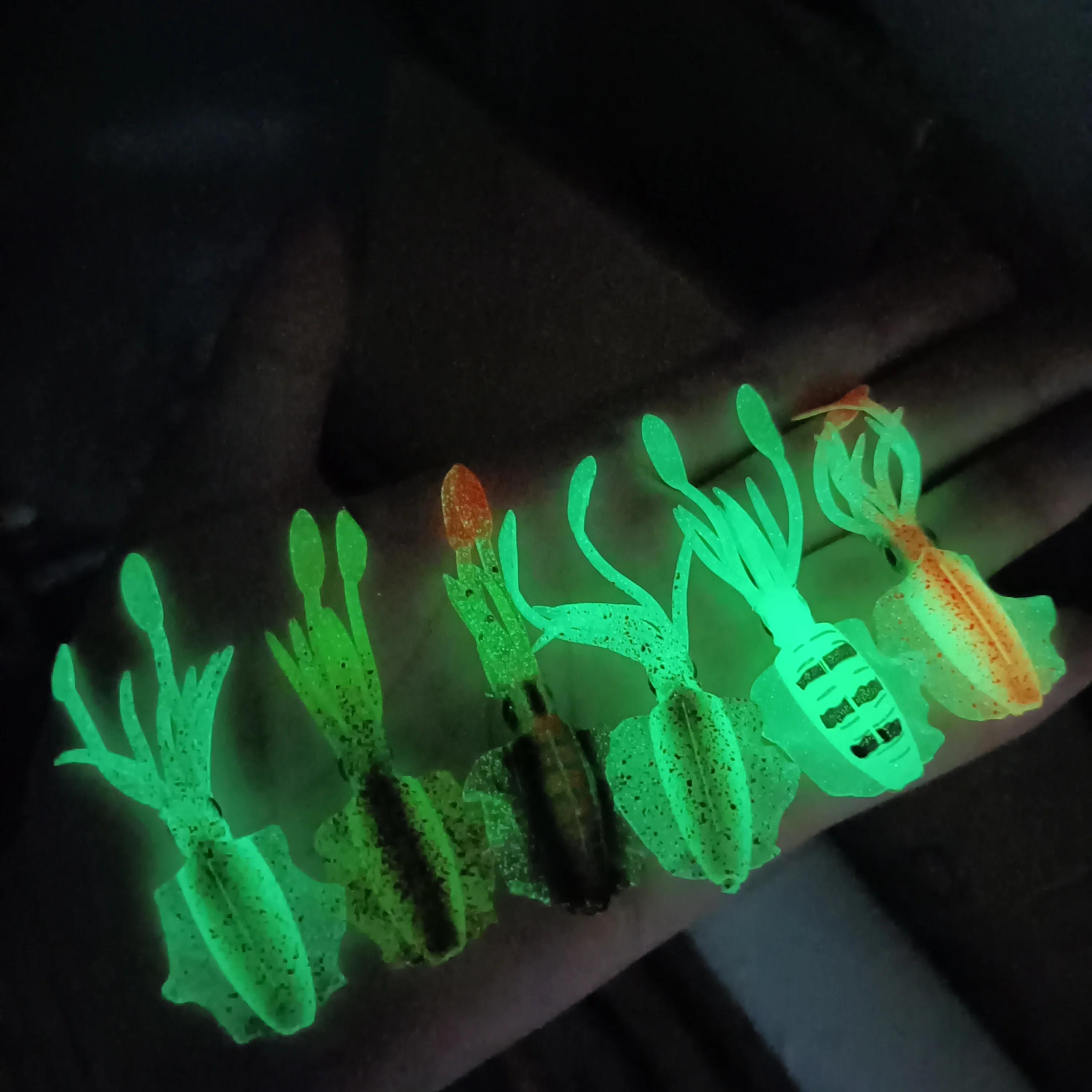 DUODUOYU 1 pièces Mini leurre de pêche au calmar souple 6 cm 2g gabarits de calmar UV lumineux pour 
