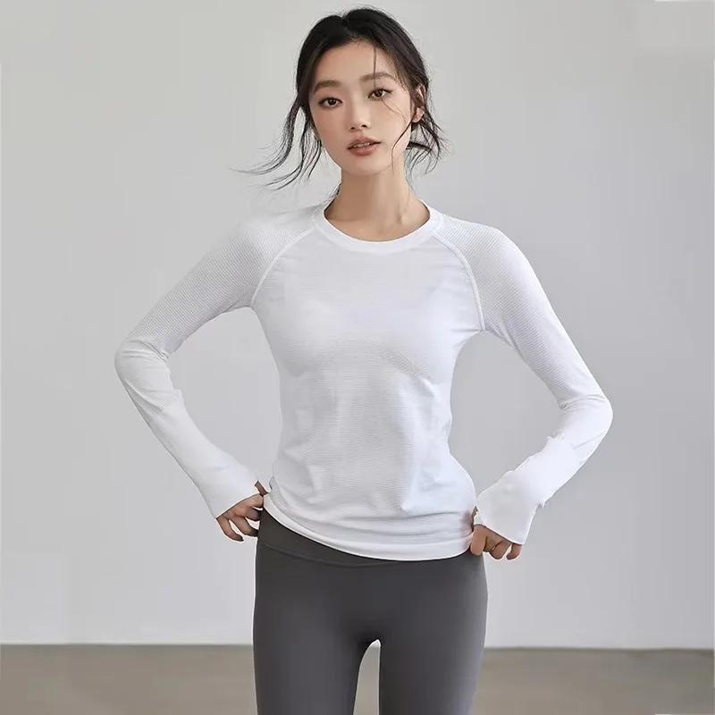 Haut de yoga ultra-léger sans coutures avec trous pour les pouces - Séchage rapide, évacuation de l'