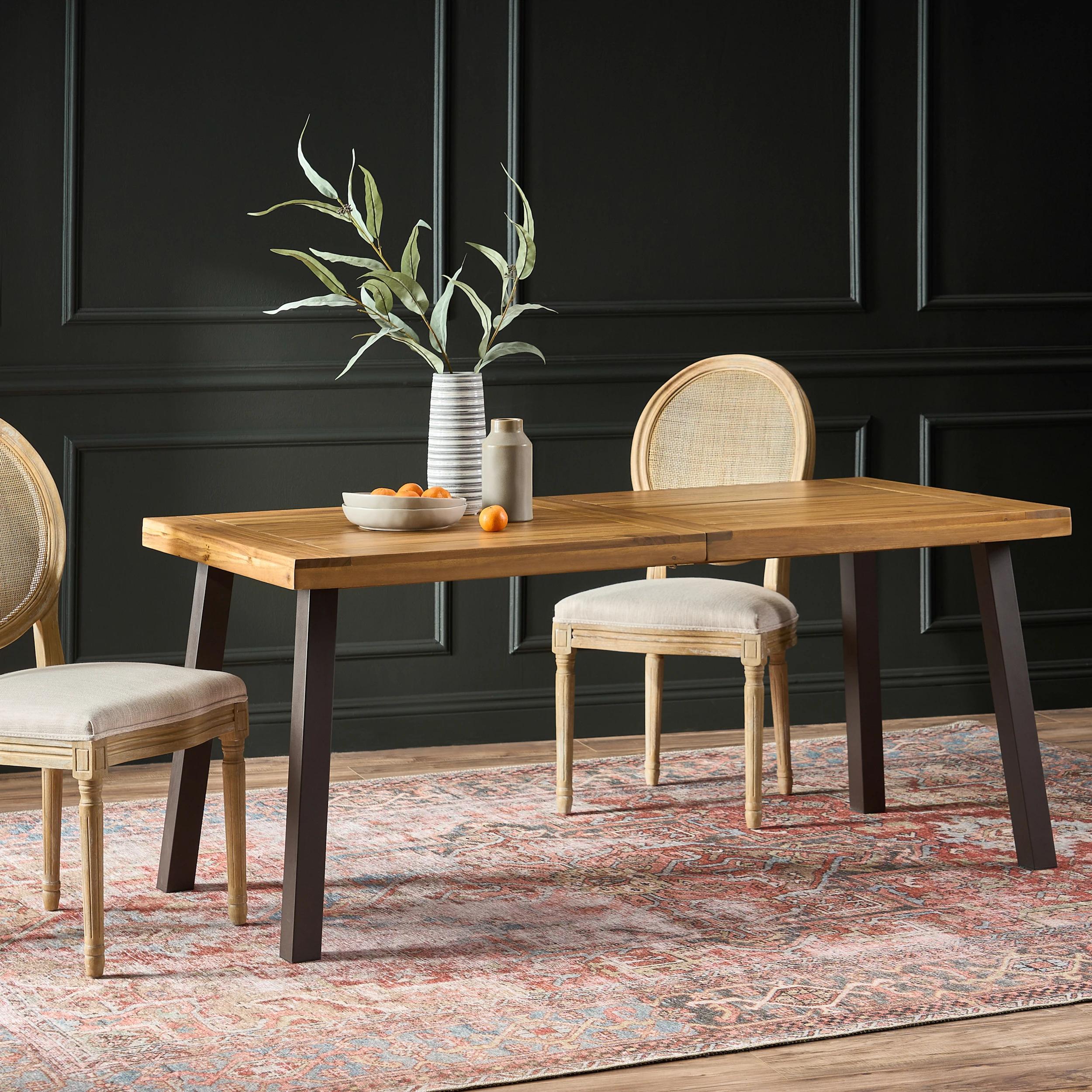 Table de salle à manger en bois d'acacia Della, teinté naturel avec du métal rustique, 32.25 po x 69