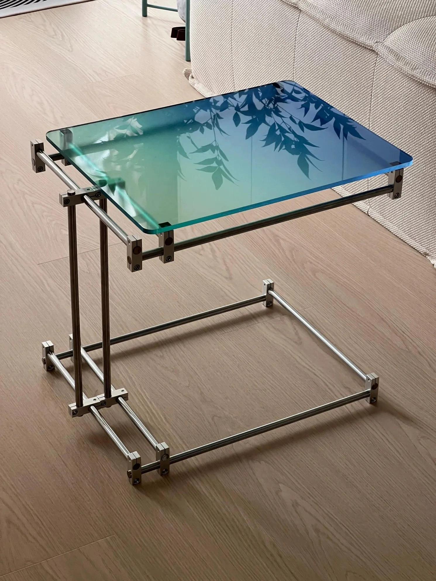 Axe optique |   Maillard – Table à bord acrylique médiéval, Table basse mobile, assemblage de bricol