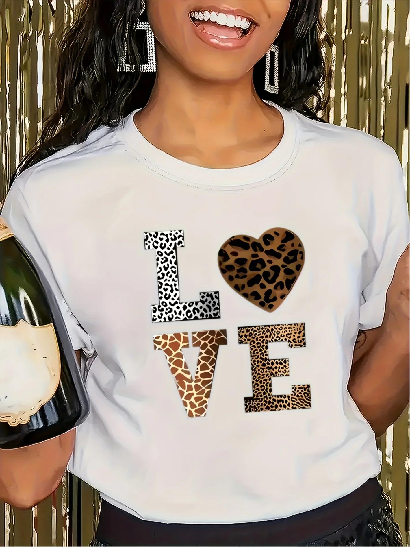 T-shirt décontracté à col rond et manches courtes, motif cœur léopard blanc « Love »
