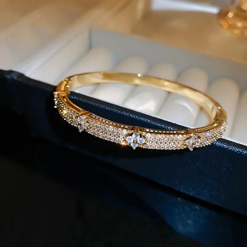 Bracelets de luxe en zircone cubique brillante pour femmes, plaqué or et argent, à la mode, pour fêt