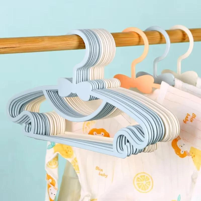 5/10/20/30/50pcs de cintres pour enfants en plastique Portable serviette écharpes cintres enfants vê