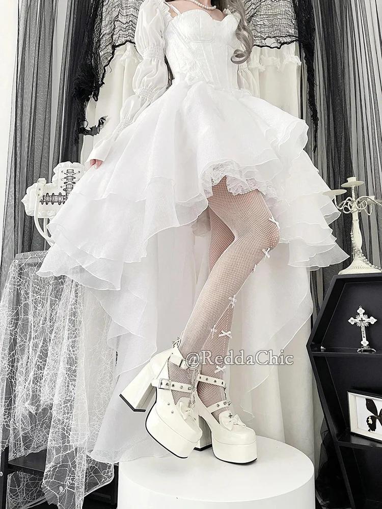 REDDACHiC Robe de soirée princesse pour femmes, broderie florale blanche, manches bouffantes, dos nu