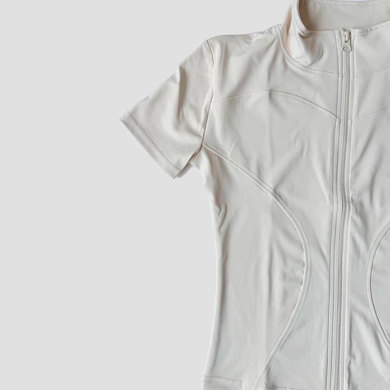 Chemise de Yoga à manches courtes pour femmes, coupe cintrée, col montant, veste à fermeture éclair,