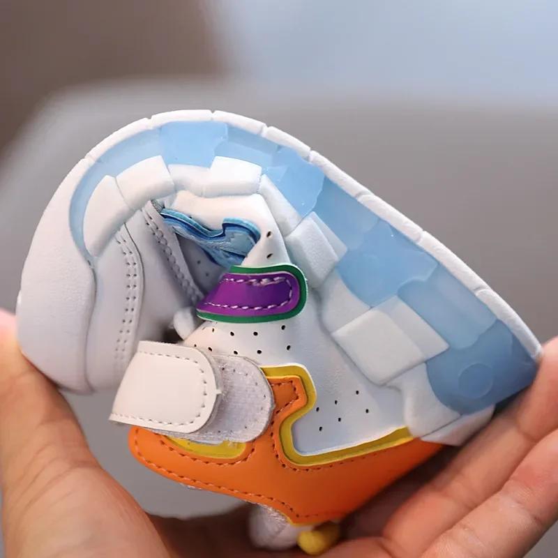 Chaussures de sport coordonnantes respirantes pour enfants, motif de lettres colorées, boucle à croc