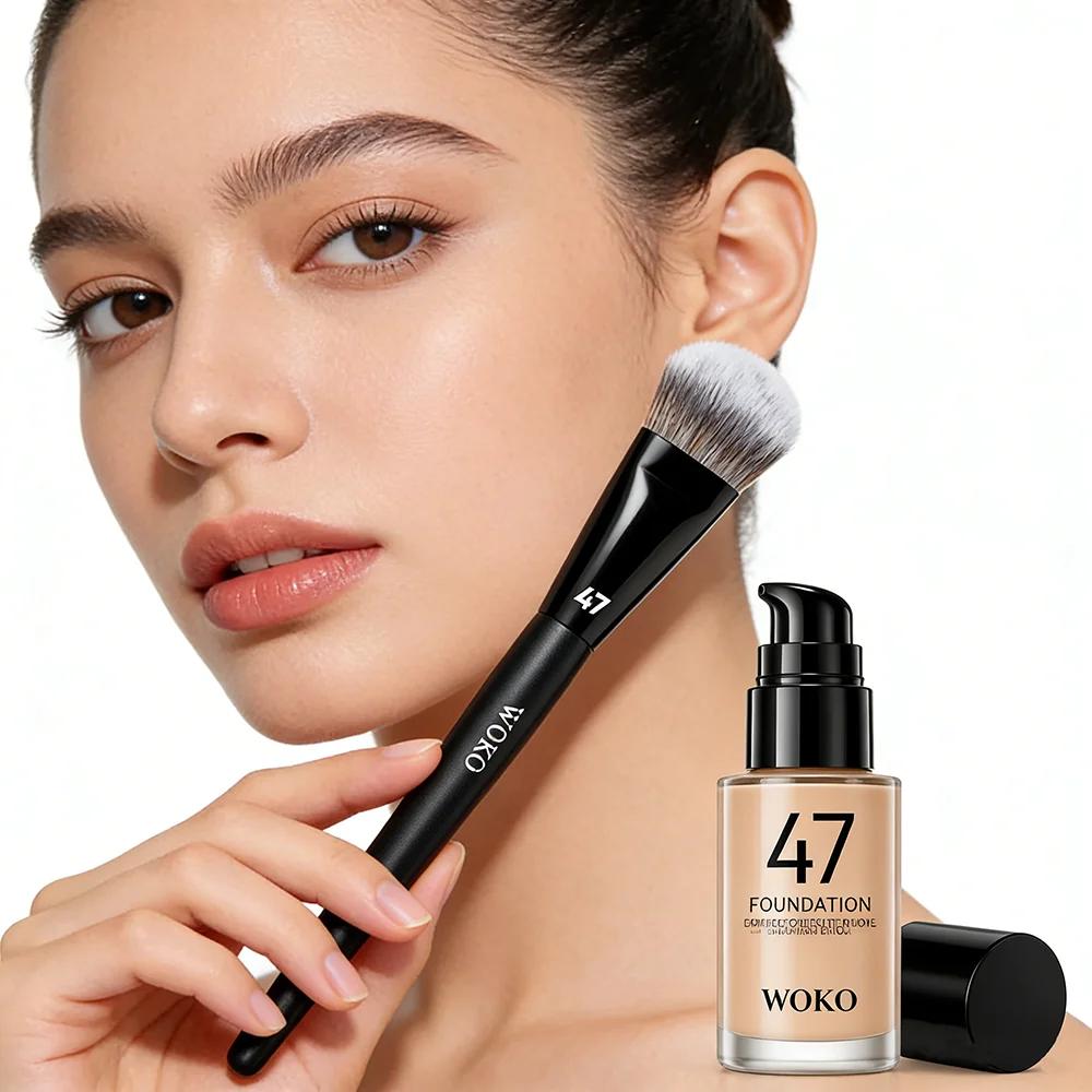 PRO 47 pinceau de fond de teint balai