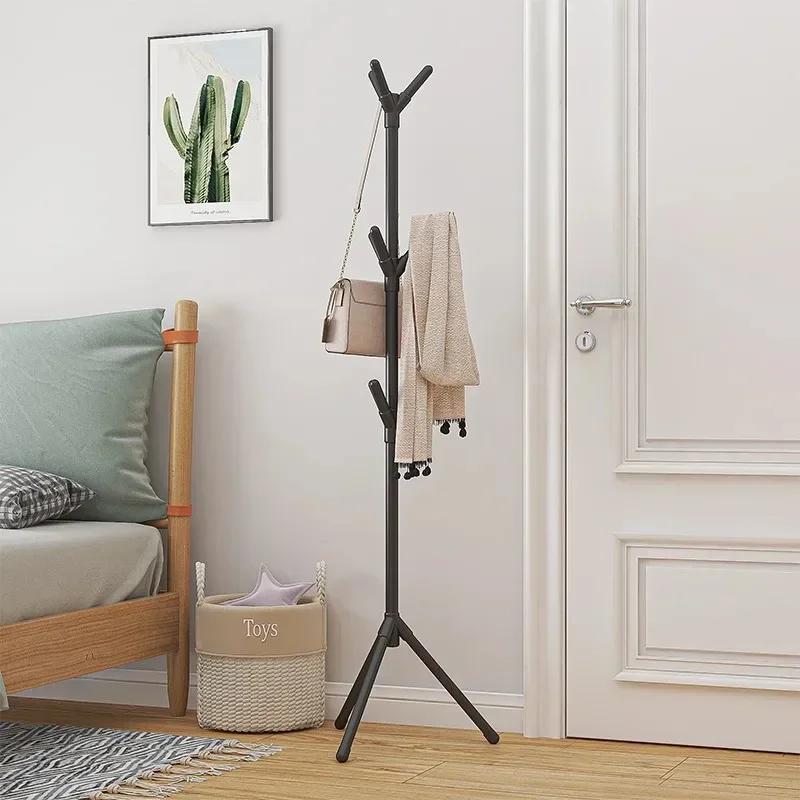 Porte-vêtements sur pied en forme de branche d'arbre