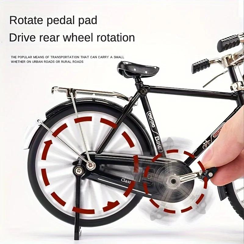 Kit de modèle de vélo vintage – avec pompe et bagages