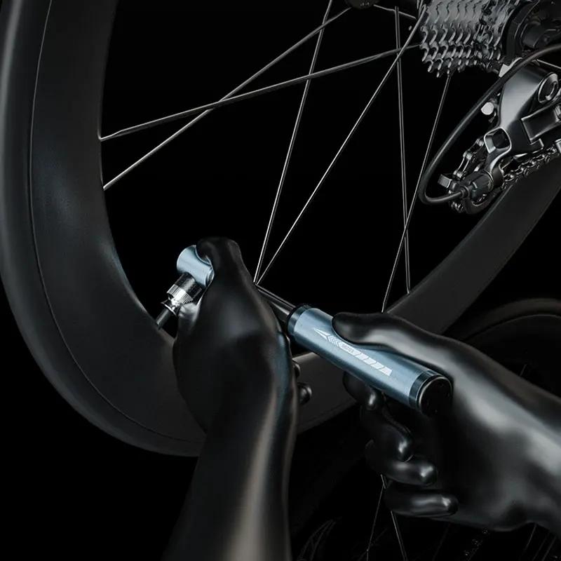 ENLEE BIKING Mini pompe à vélo en alliage d'aluminium cyclisme main