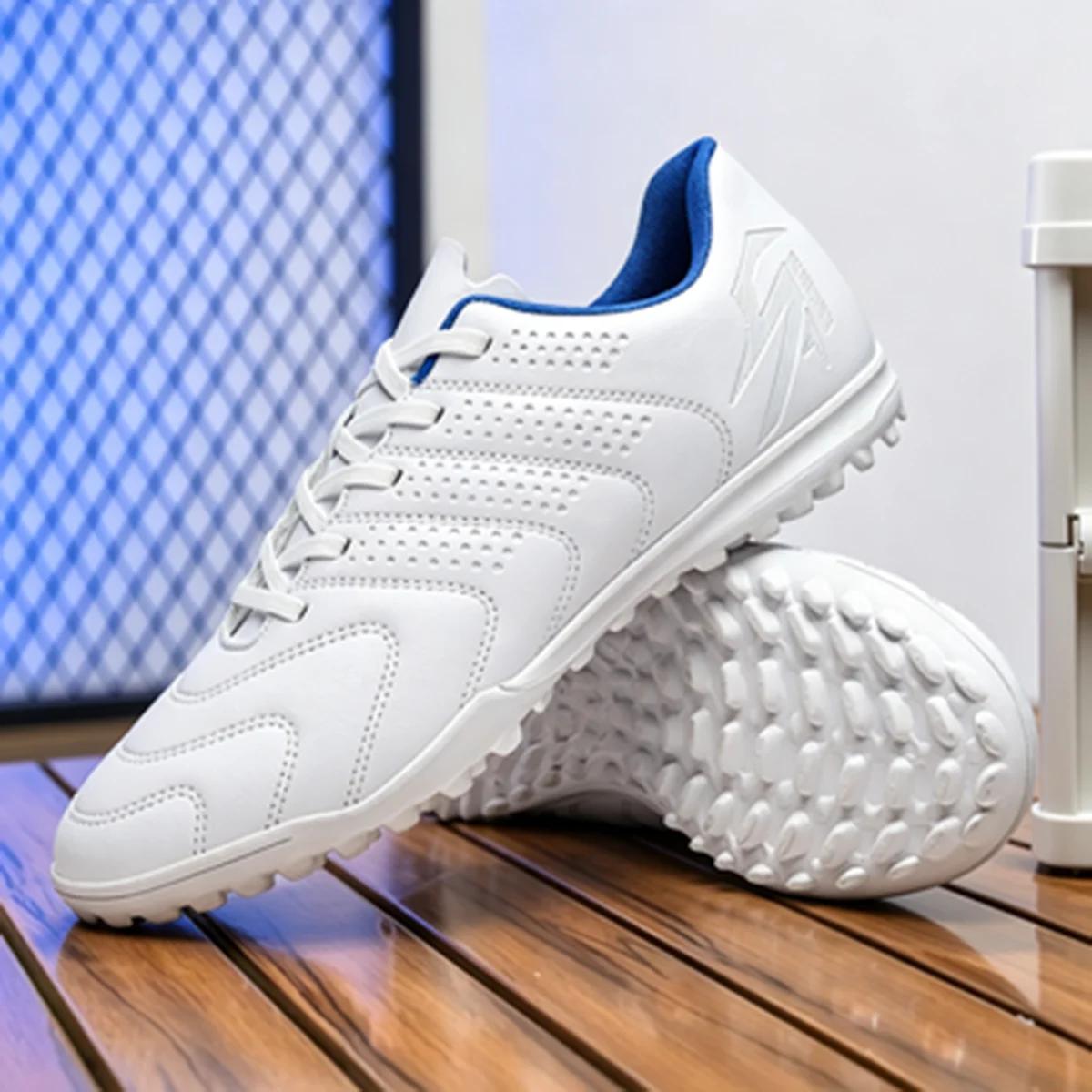 Chaussures de football de sport TF coupe basse de haute qualité