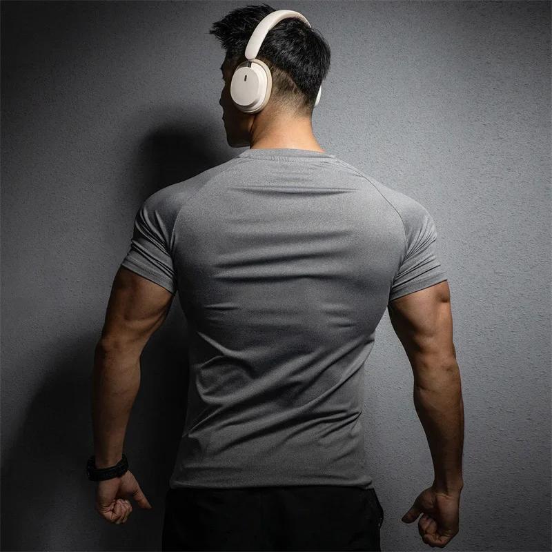 T-shirt sport homme 2026 - gym course entraînement - élastique séchage rapide - manches courtes