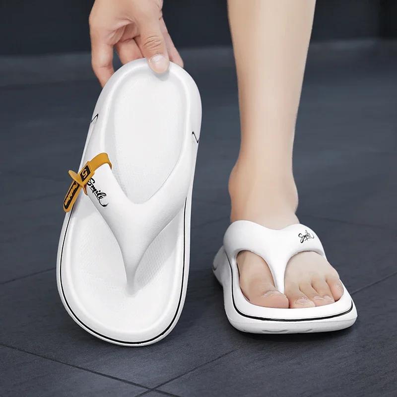 Tongs d'Été Hommes - Sandales de Plage Semelle Épaisse Souple Antidérapantes pour Intérieur et Extérieur