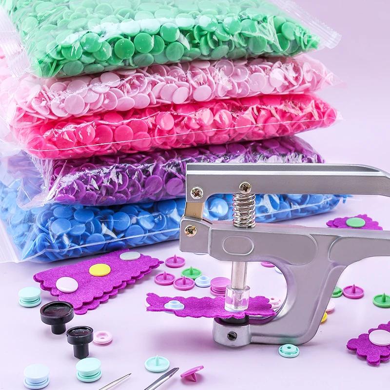 Boutons pression T5 en plastique pour vêtements, bricolage, attaches à pression utilisées pour les c