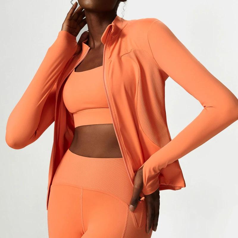 Chemise de sport femme ajustée manches longues avec trous pour pouces pour yoga et running