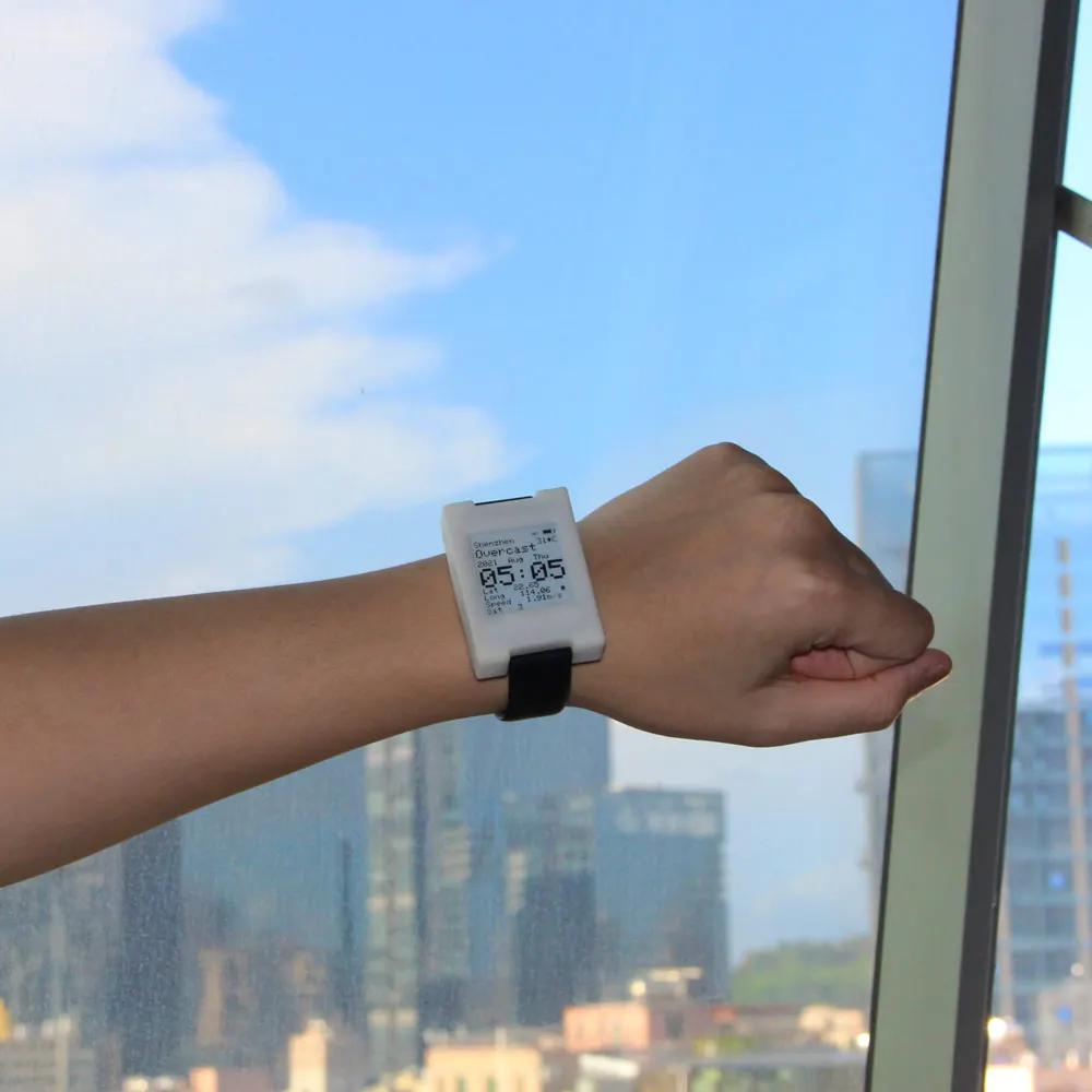 LILYGO® TTGO T-Wrist E-paper Module sans fil , écran de 1.54 pouces ESP32, carte de développement WI