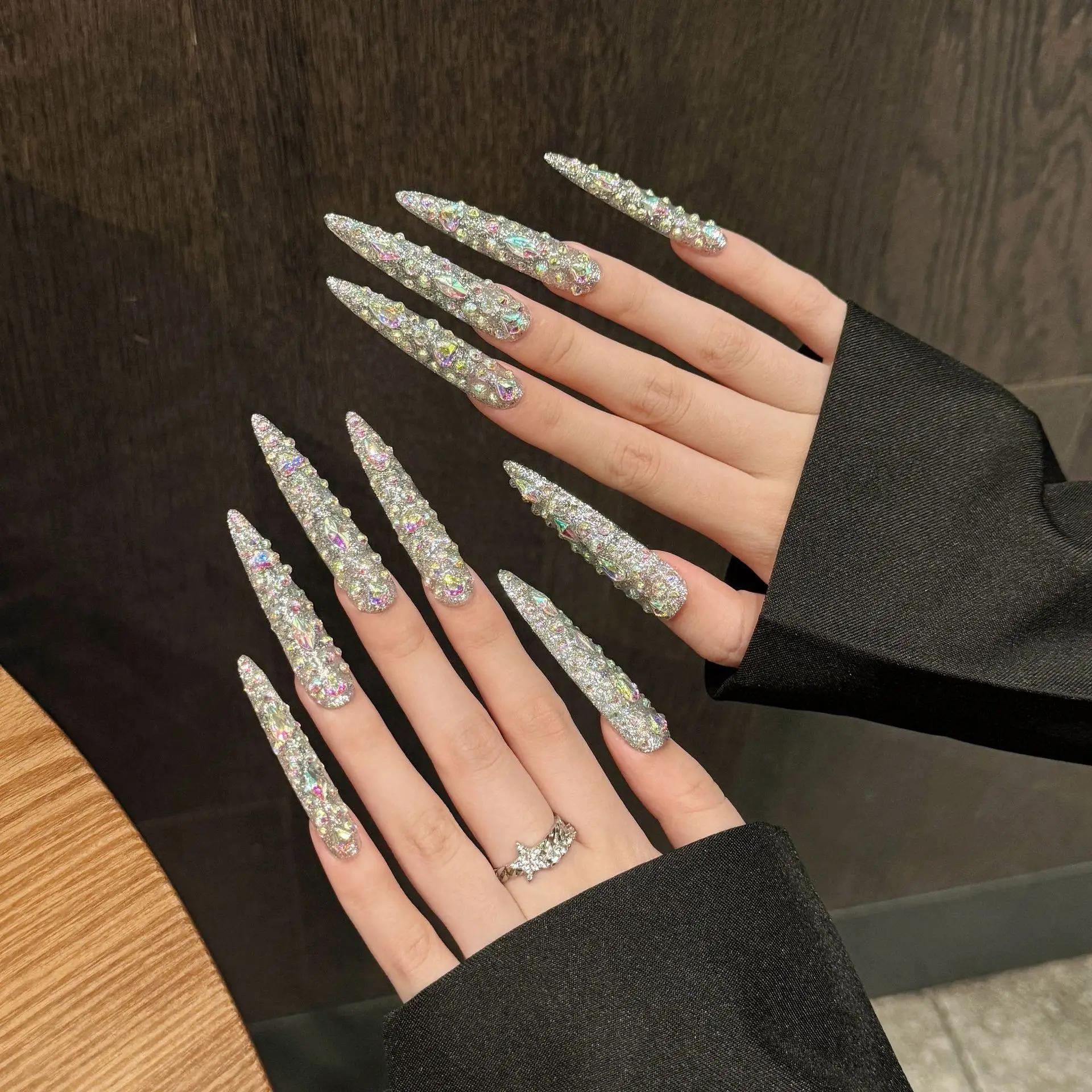 10 pièces Super Long Stiletto faux ongles conseils lumière de luxe à la main plein Flash diamant pre