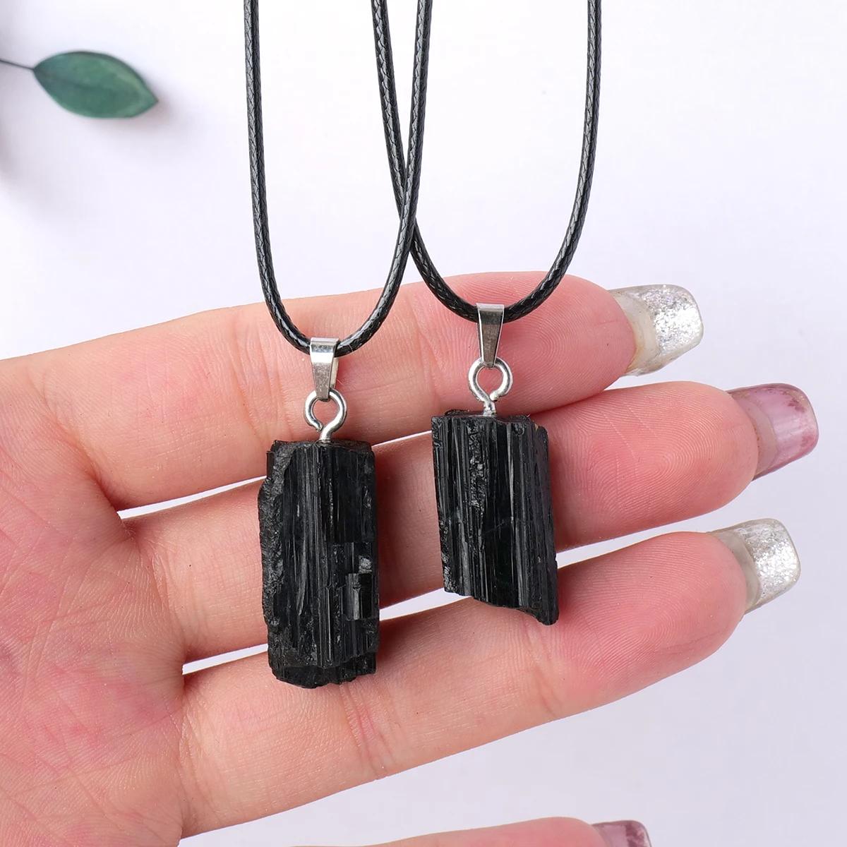 Collier avec pendentif en Tourmaline noire, cristal naturel, pierre brute, gemme non polie, bijoux à
