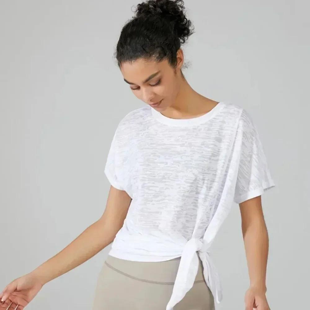 T-shirt de sport fitness manches courtes pour yoga féminin - léger et respirant pour l'entraînement